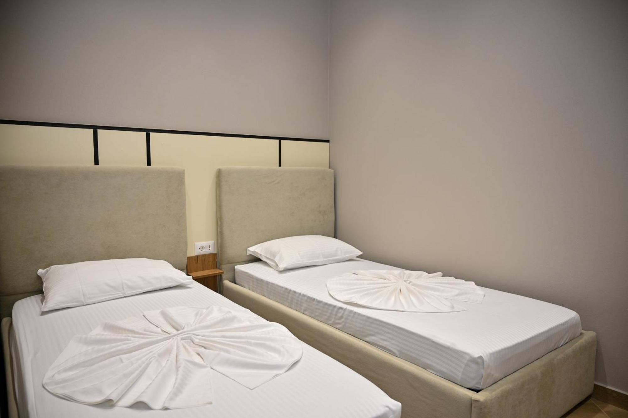 MonDuro Hotel Durrës Habitación foto